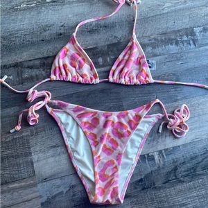 Triangl animal print velvet bikini
